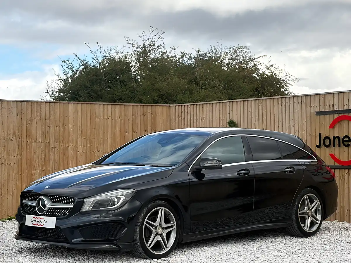 Used 2015 Mercedes-Benz Cla AMG Line Black - Interior and Exterior details 4