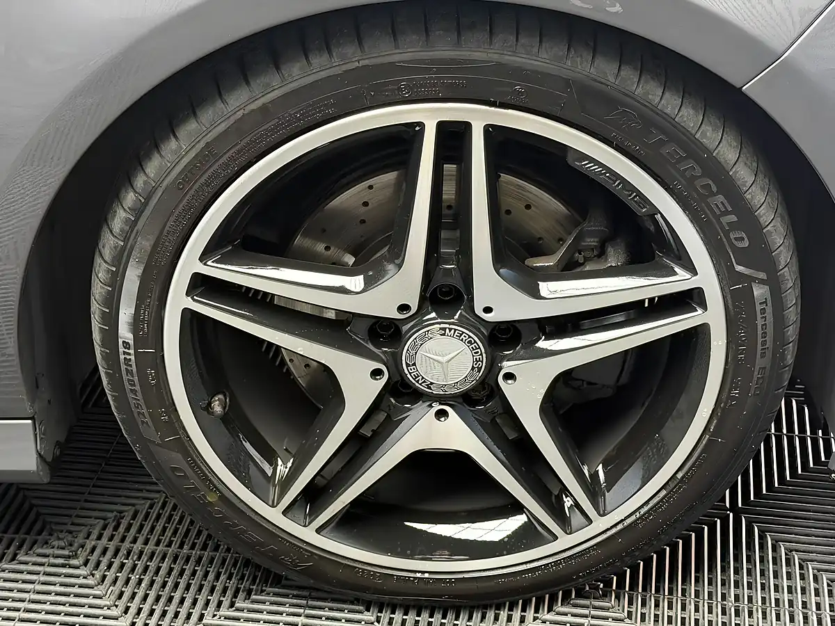 Used 2015 Mercedes-Benz Cla AMG Sport Grey - Interior and Exterior details 16