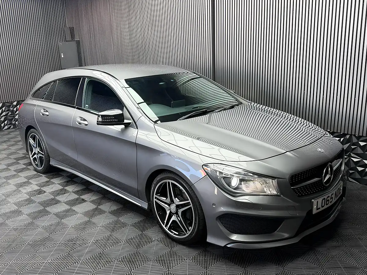 Used 2015 Mercedes-Benz Cla AMG Sport Grey - Interior and Exterior details 4