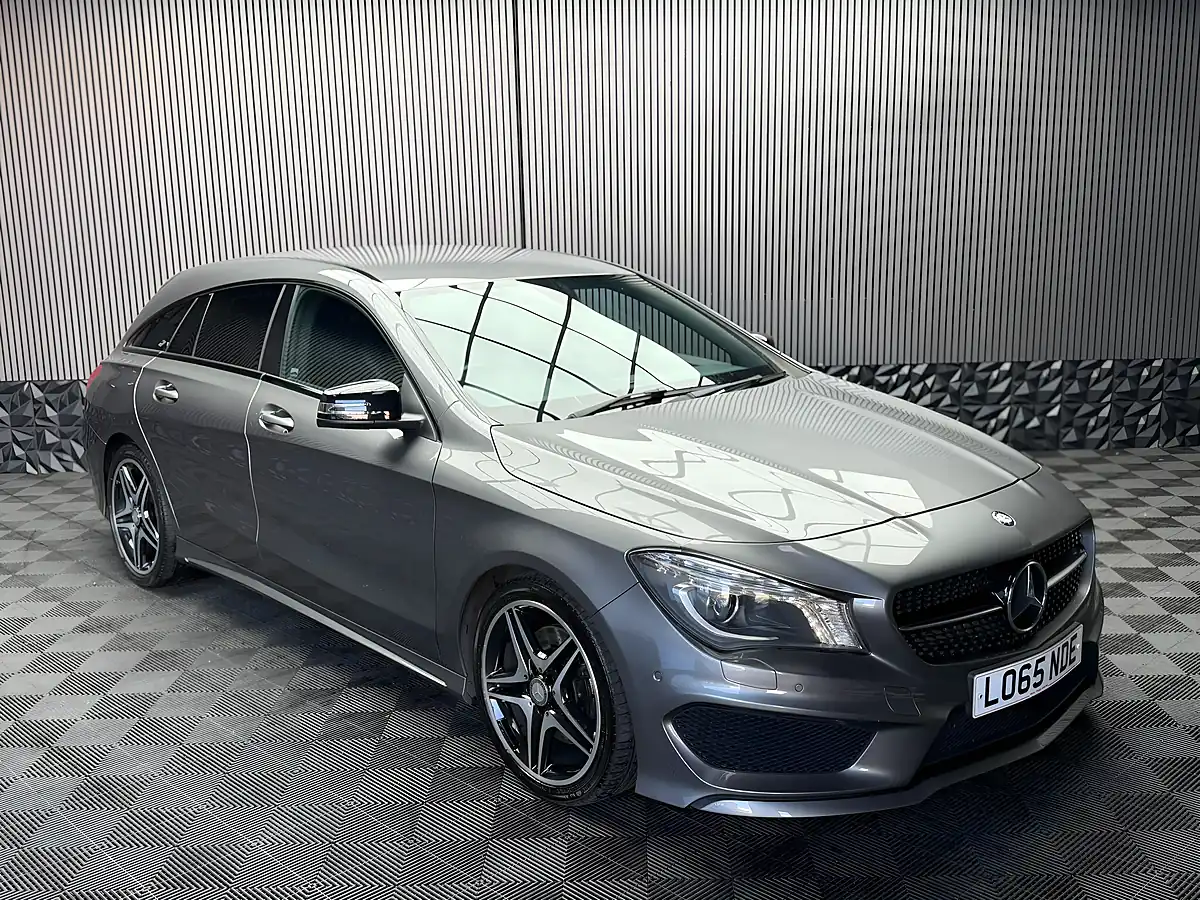 Used 2015 Mercedes-Benz Cla AMG Sport Grey - Interior and Exterior details 6
