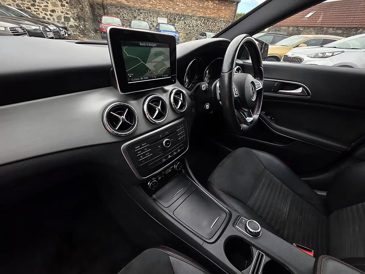 Used 2015 Mercedes-Benz Cla AMG Sport Silver - Interior and Exterior details 11