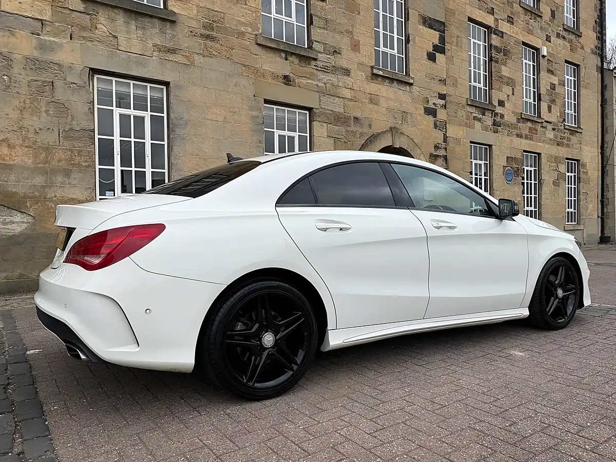 Used 2015 Mercedes-Benz Cla AMG Sport White - Interior and Exterior details 19