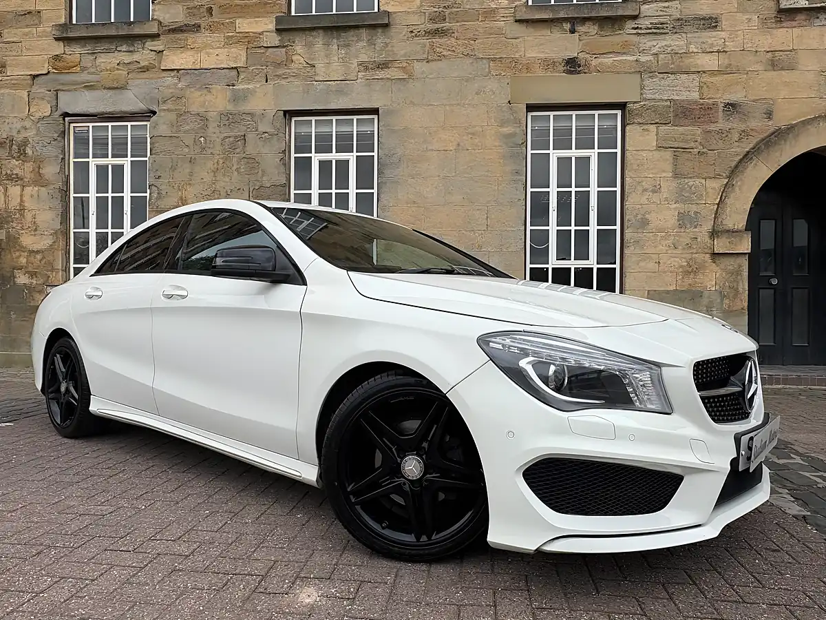 Used 2015 Mercedes-Benz Cla AMG Sport White - Interior and Exterior details 3