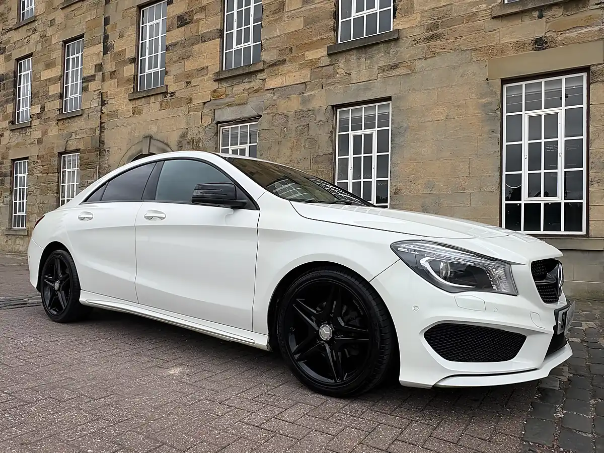Used 2015 Mercedes-Benz Cla AMG Sport White - Interior and Exterior details 6