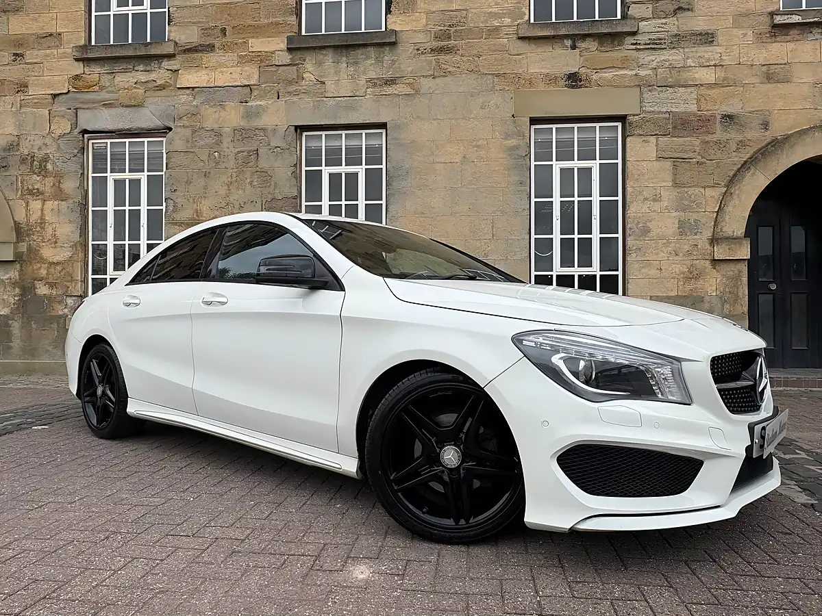 Used 2015 Mercedes-Benz Cla AMG Sport White - Interior and Exterior details 8