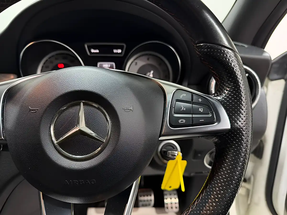 Used 2015 Mercedes-Benz Cla AMG Sport White - Interior and Exterior details 13