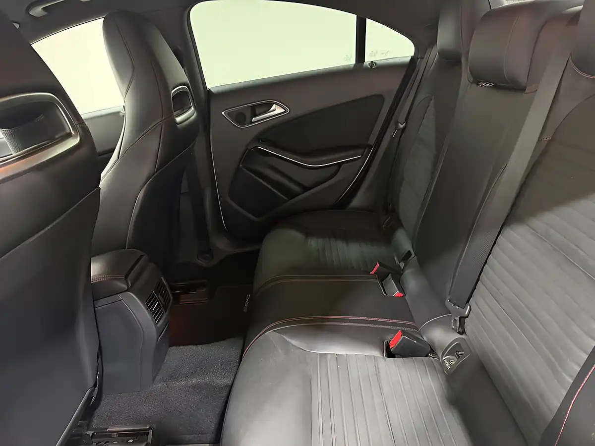 Used 2015 Mercedes-Benz Cla AMG Sport White - Interior and Exterior details 18