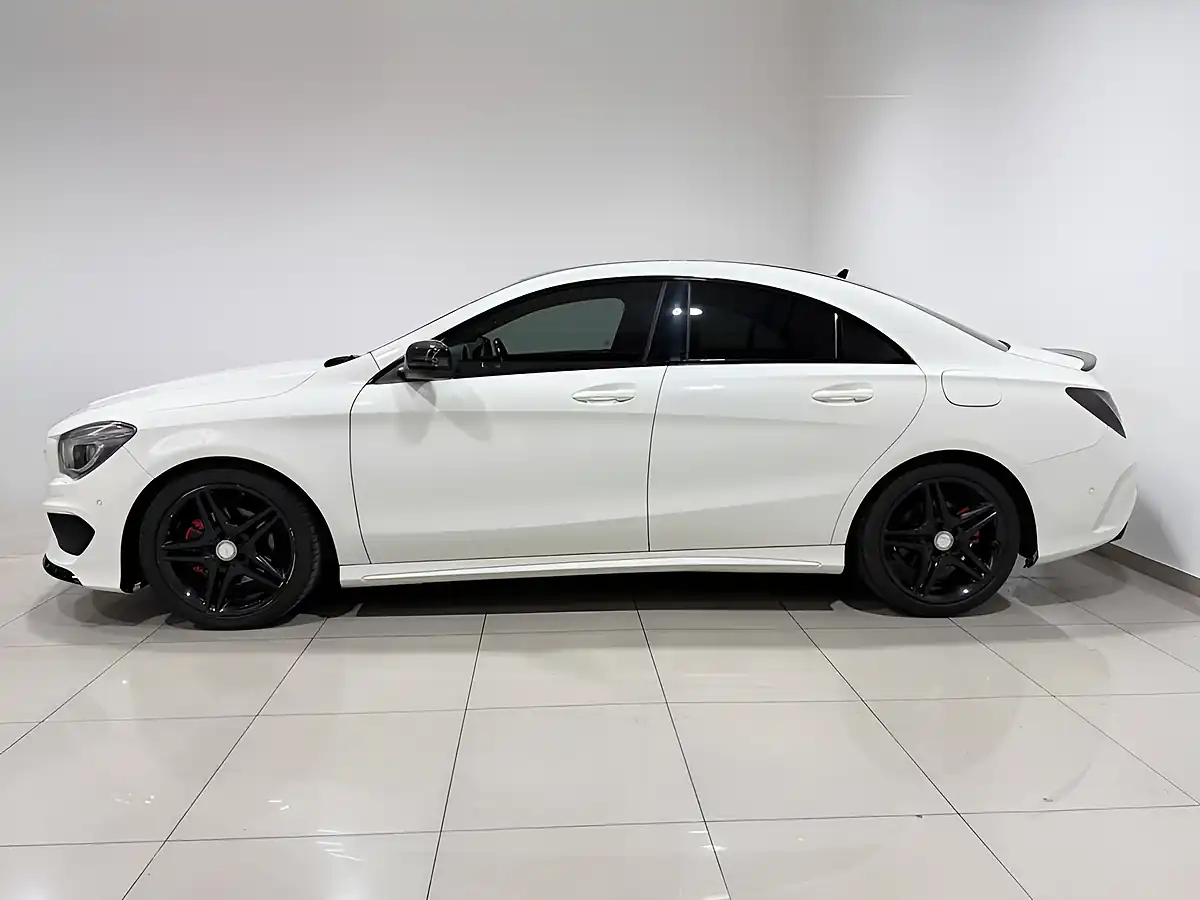 Used 2015 Mercedes-Benz Cla AMG Sport White - Interior and Exterior details 5
