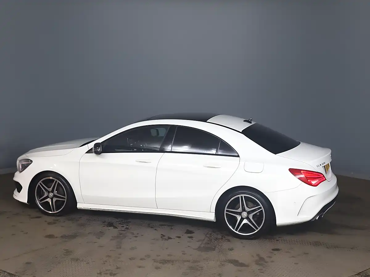 Used 2015 Mercedes-Benz Cla AMG Sport White - Interior and Exterior details 3