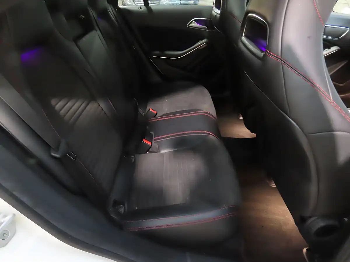 Used 2015 Mercedes-Benz Cla AMG Sport White - Interior and Exterior details 6