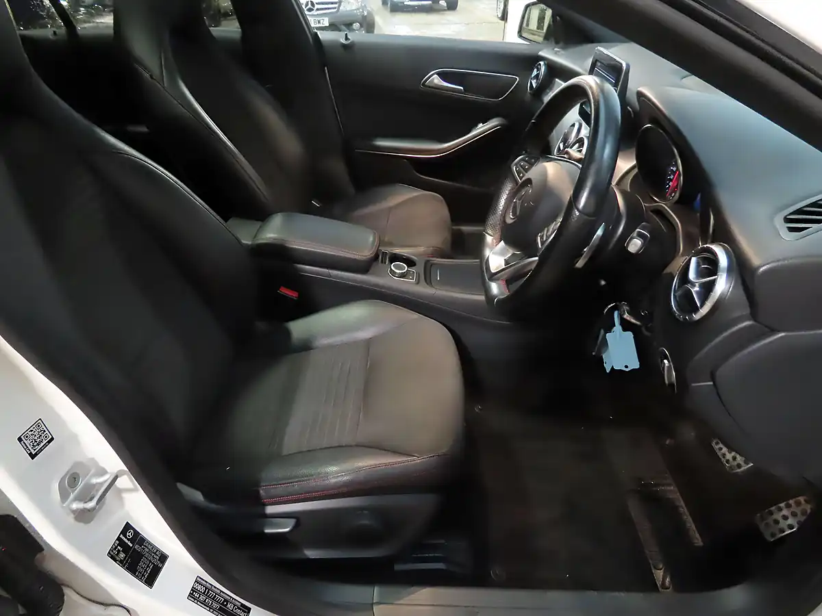 Used 2015 Mercedes-Benz Cla AMG Sport White - Interior and Exterior details 8