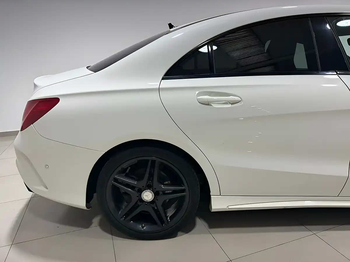 Used 2015 Mercedes-Benz Cla AMG Sport White - Interior and Exterior details 10