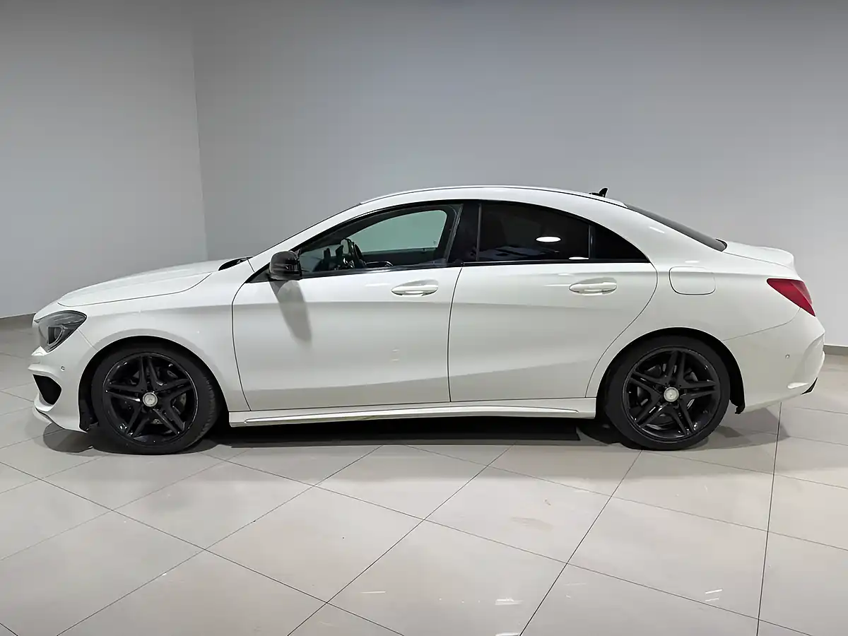 Used 2015 Mercedes-Benz Cla AMG Sport White - Interior and Exterior details 5