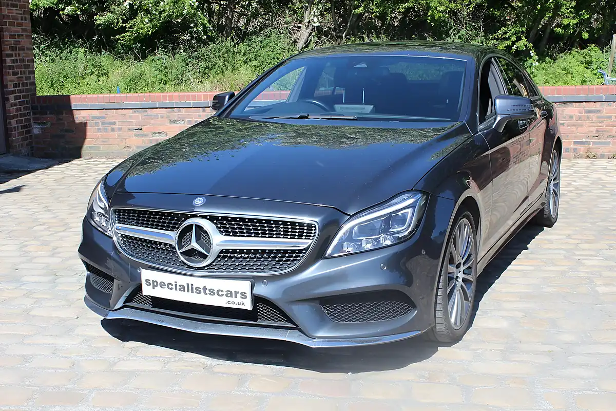 Used 2015 Mercedes-Benz Cls AMG Line Grey - Interior and Exterior details 4