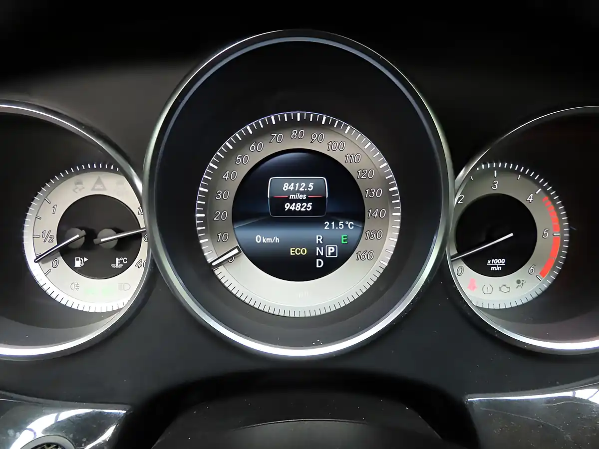 Used 2015 Mercedes-Benz Cls AMG Line (premium) Black - Interior and Exterior details 6