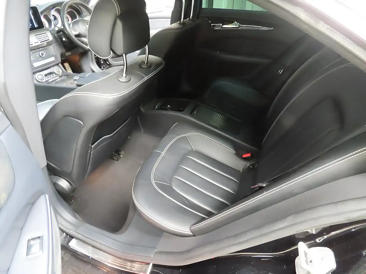 Used 2015 Mercedes-Benz Cls AMG Line (premium) Black - Interior and Exterior details 8