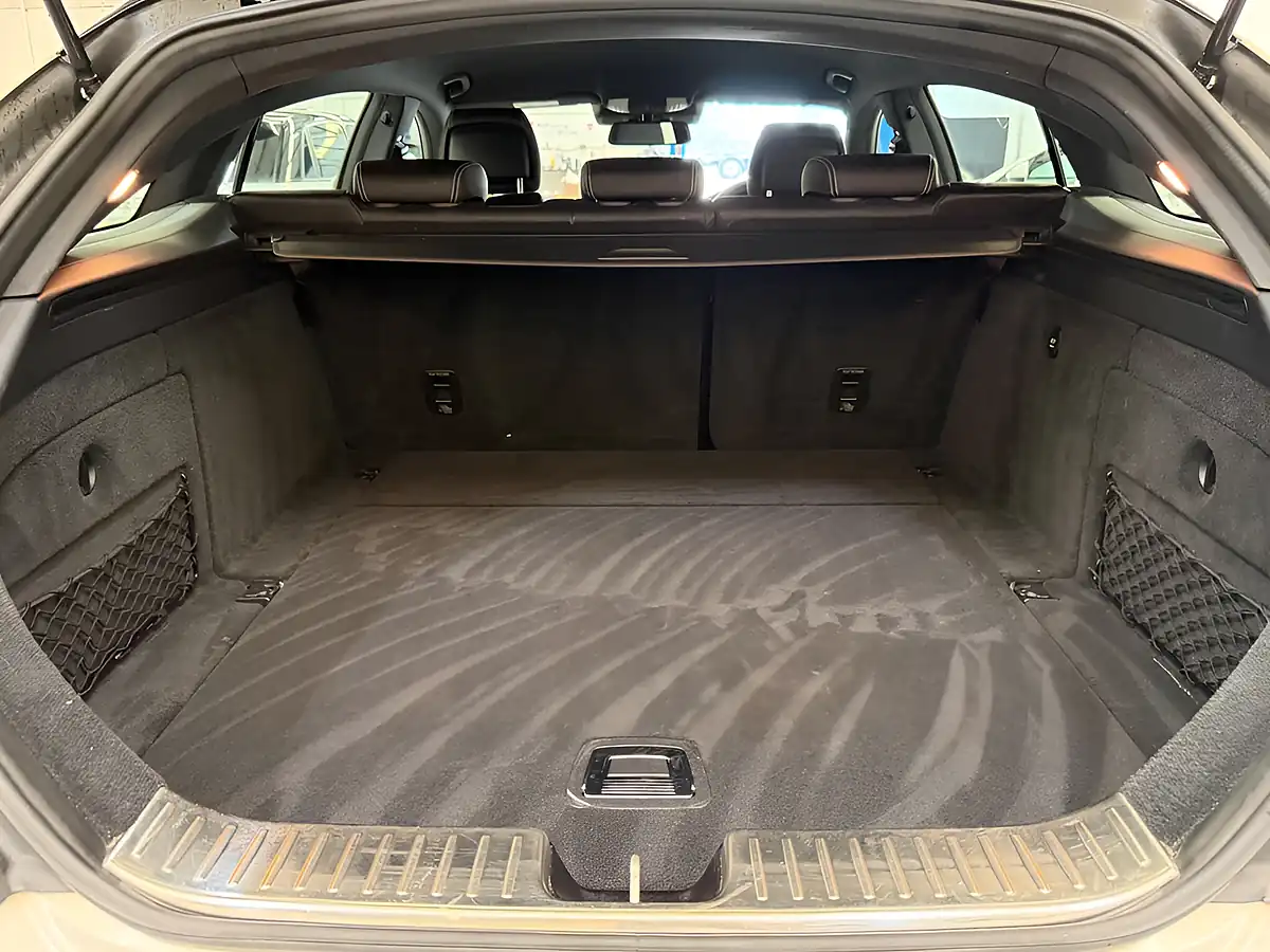 Used 2015 Mercedes-Benz Cls AMG Line Shooting Brake White - Interior and Exterior details 18