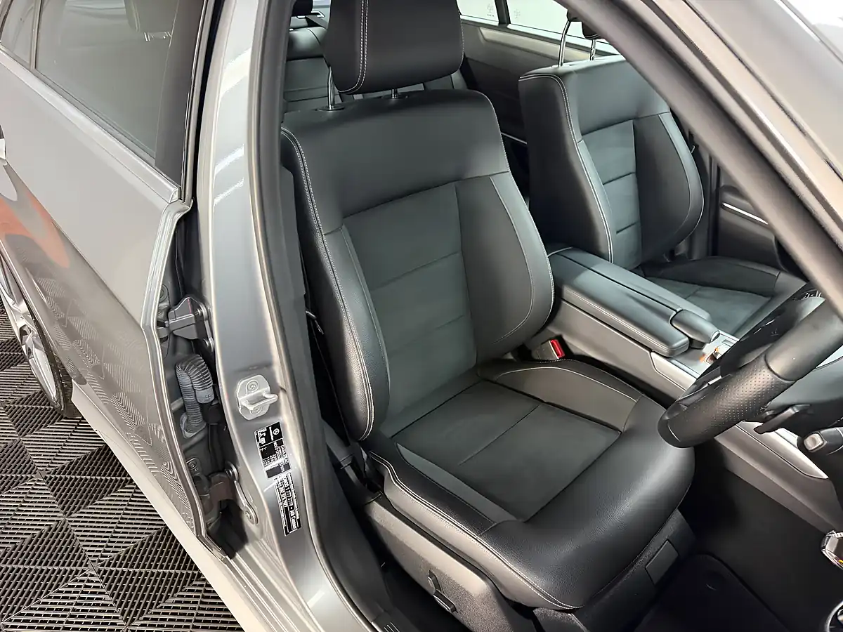 Used 2015 Mercedes-Benz E Class AMG Line Palladium Silver/Grey - Interior and Exterior details 11