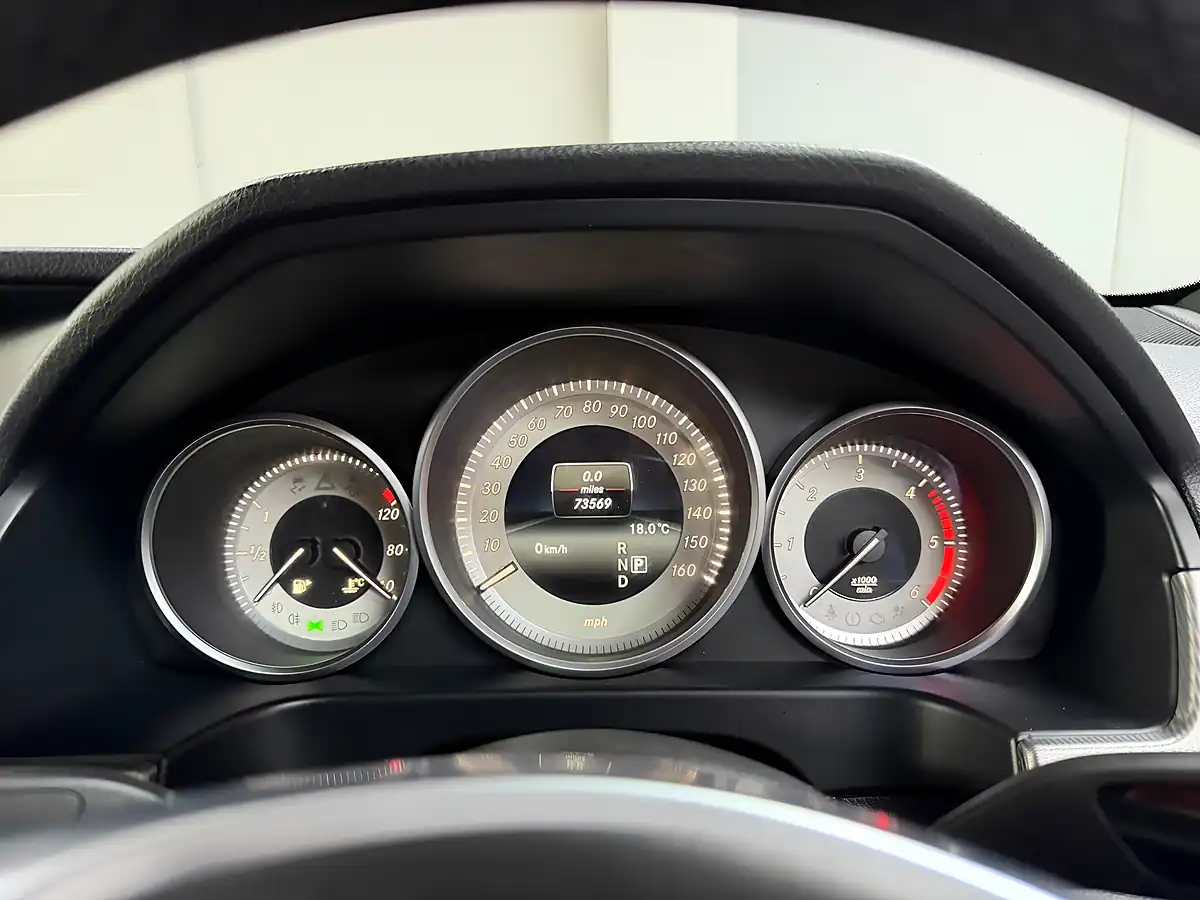 Used 2015 Mercedes-Benz E Class AMG Line Palladium Silver/Grey - Interior and Exterior details 15
