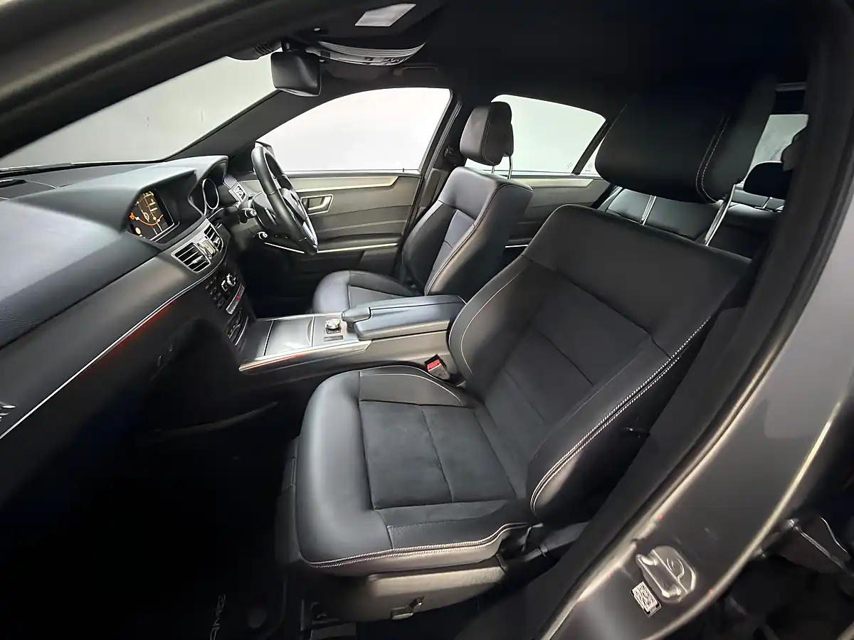 Used 2015 Mercedes-Benz E Class AMG Line Palladium Silver/Grey - Interior and Exterior details 17
