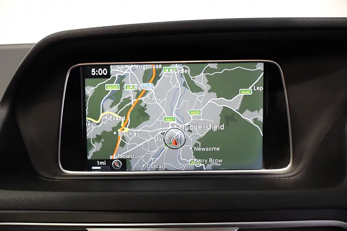 Used 2015 Mercedes-Benz E Class AMG Line (premium) Silver - Interior and Exterior details 11