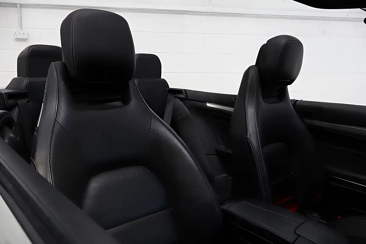 Used 2015 Mercedes-Benz E Class AMG Line (premium) Silver - Interior and Exterior details 7