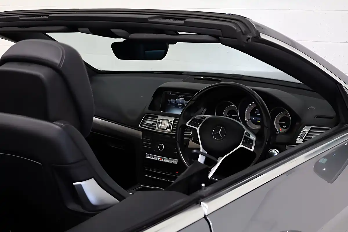 Used 2015 Mercedes-Benz E Class AMG Line (premium) Silver - Interior and Exterior details 8