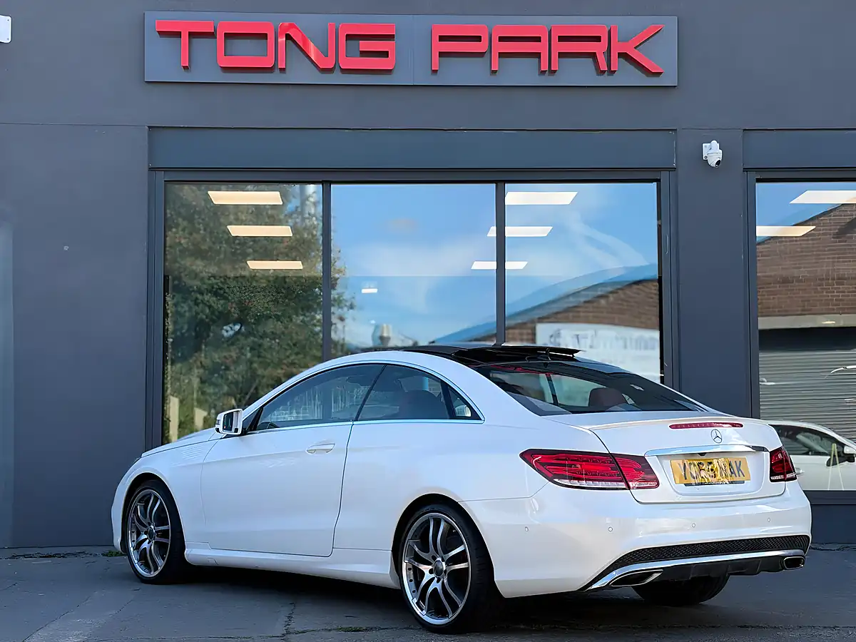 Used 2015 Mercedes-Benz E Class AMG Line (premium) White - Interior and Exterior details 5