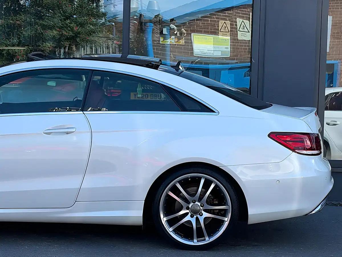 Used 2015 Mercedes-Benz E Class AMG Line (premium) White - Interior and Exterior details 8