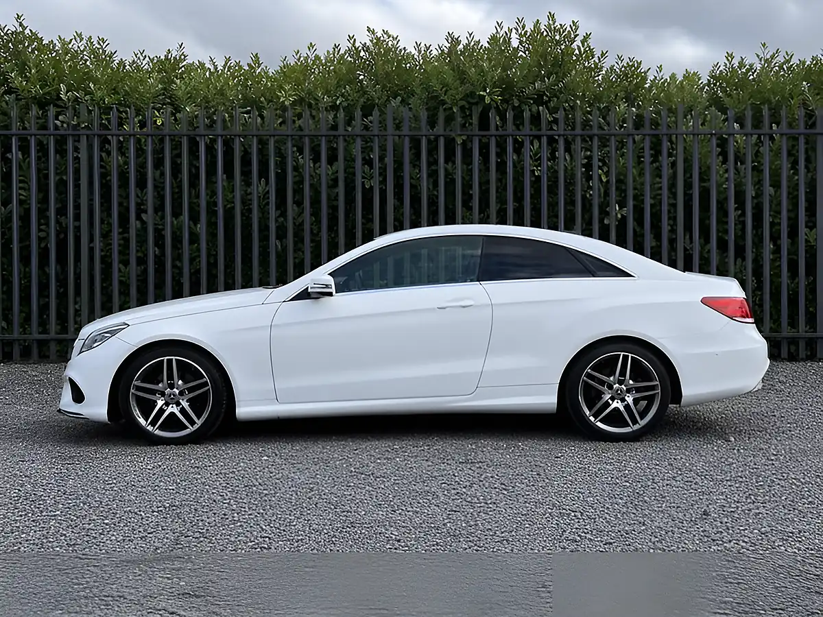Used 2015 Mercedes-Benz E Class AMG Line White - Interior and Exterior details 4