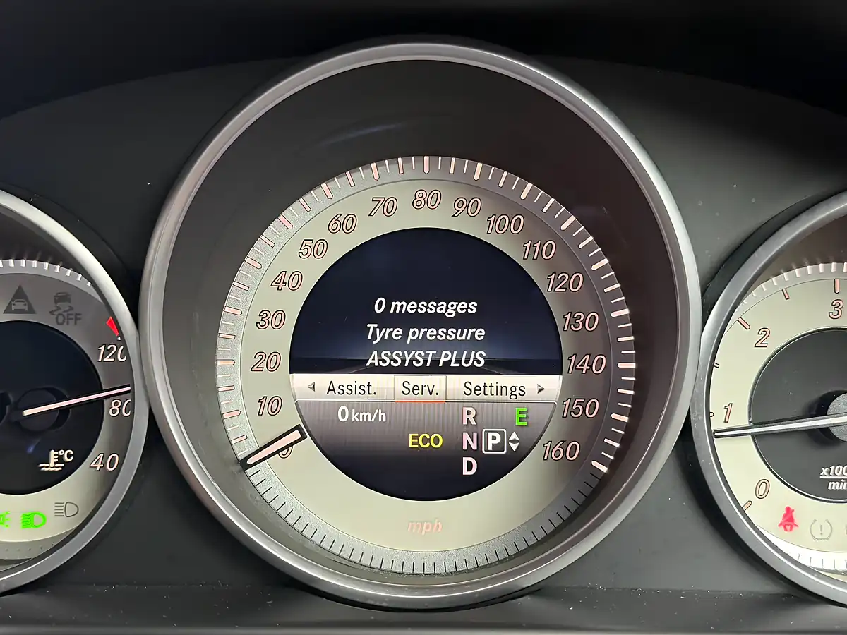 Used 2015 Mercedes-Benz E Class AMG Night Edition Grey - Interior and Exterior details 18