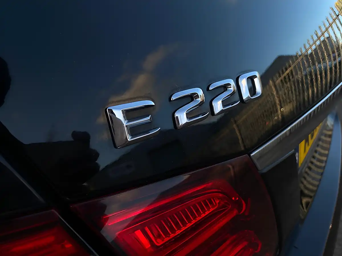 Used 2015 Mercedes-Benz E Class Se Black - Interior and Exterior details 18