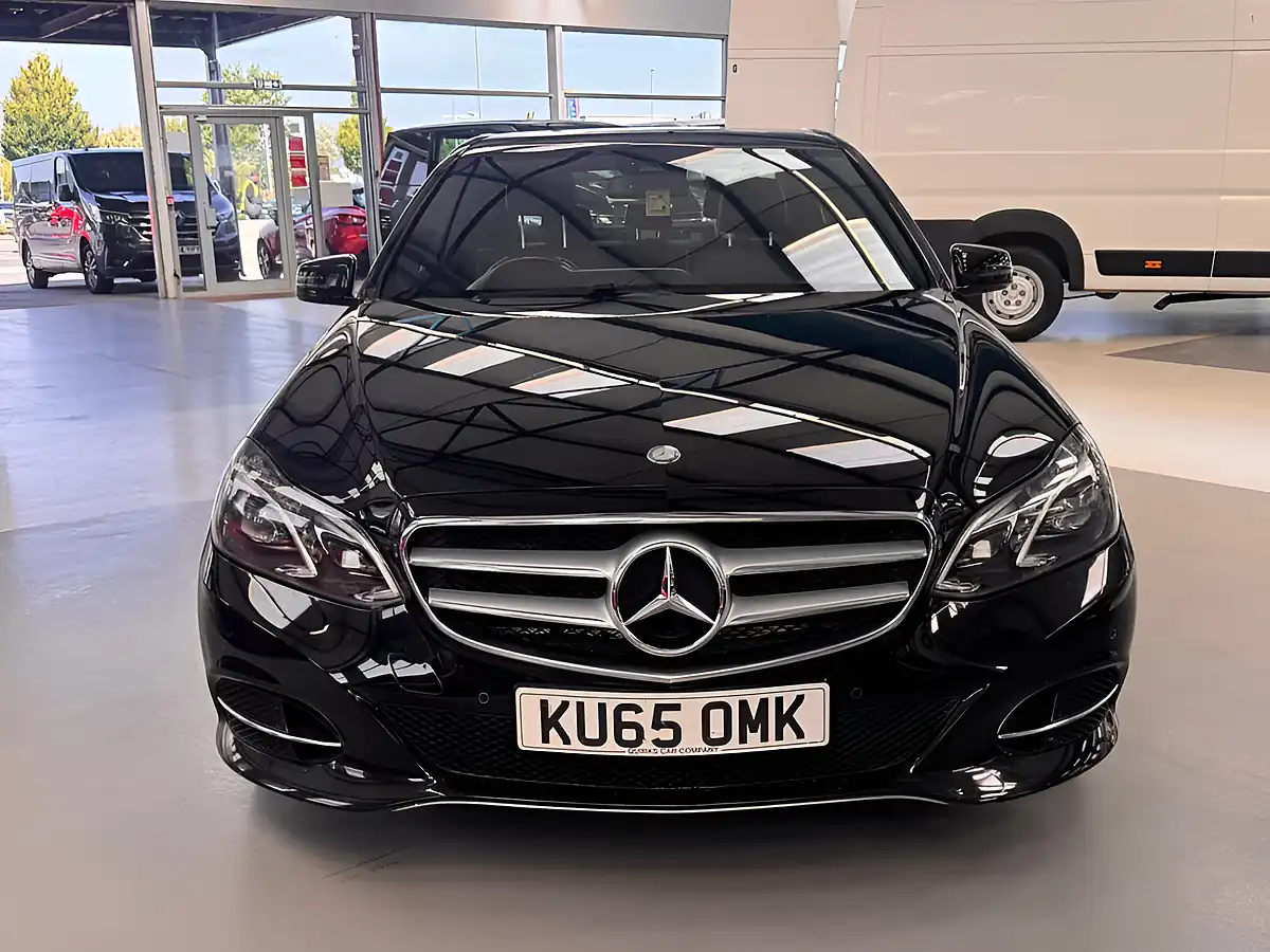 Used 2015 Mercedes-Benz E Class Se Black - Interior and Exterior details 6