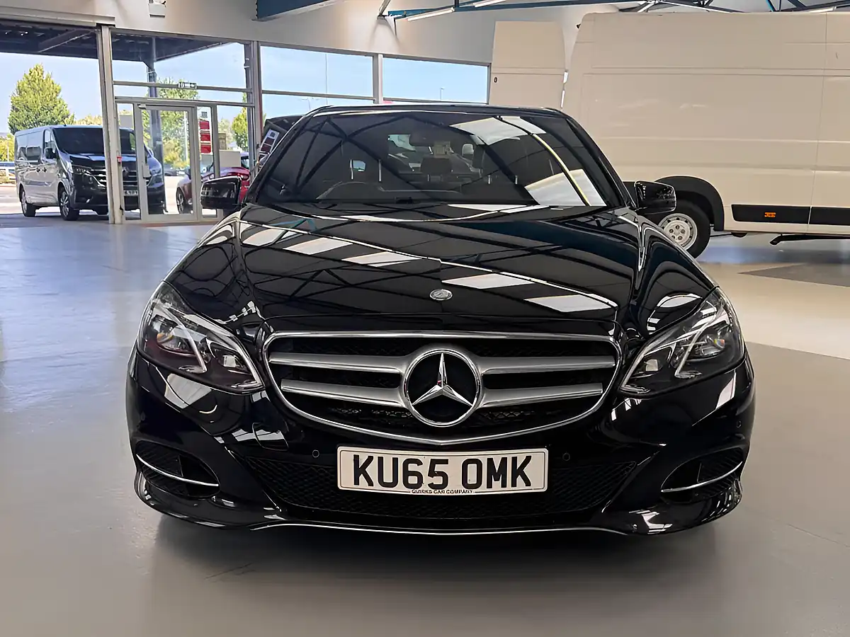 Used 2015 Mercedes-Benz E Class Se Black - Interior and Exterior details 7