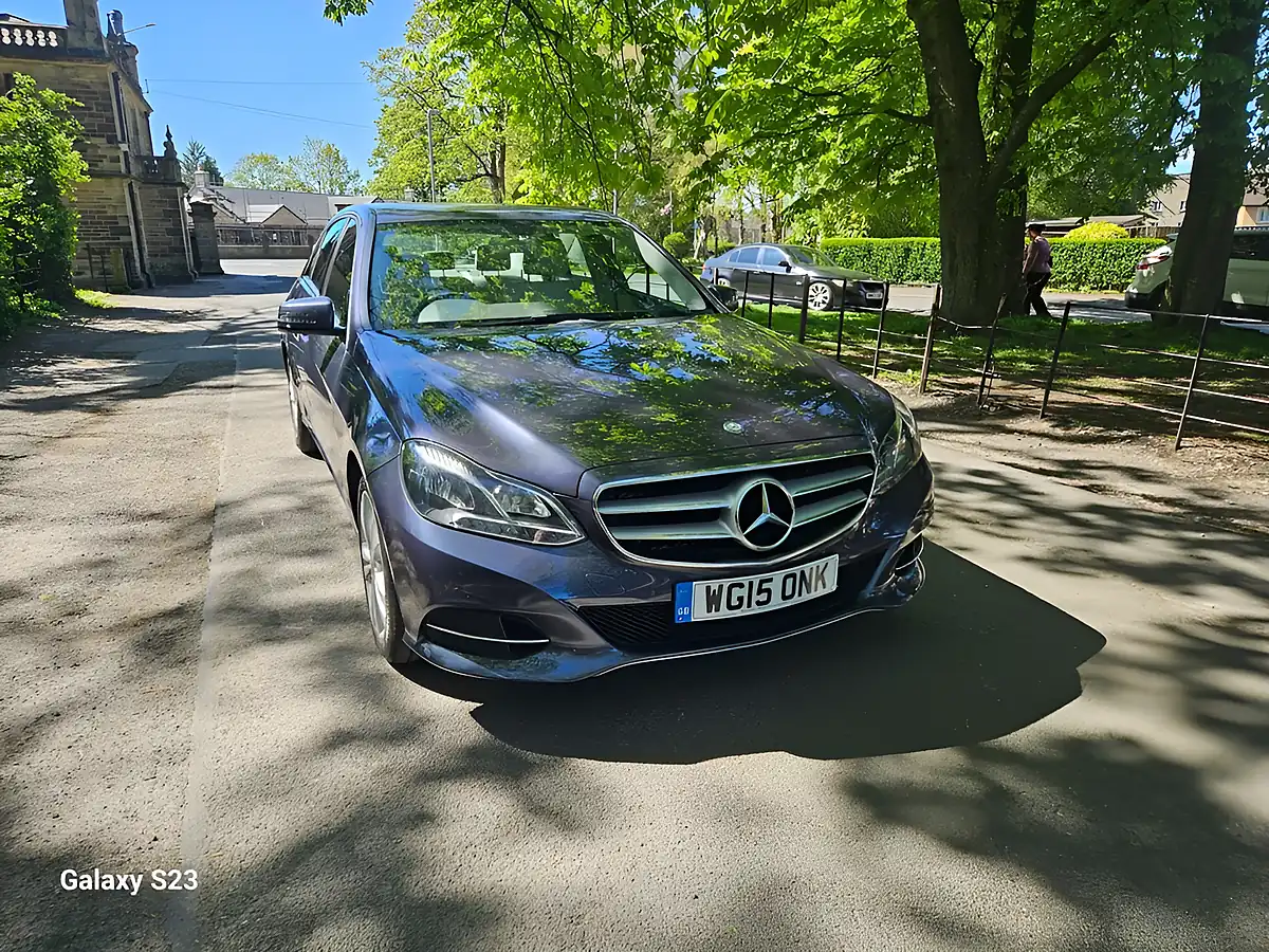 Used 2015 Mercedes-Benz E-Class Se Blue - Interior and Exterior details 6