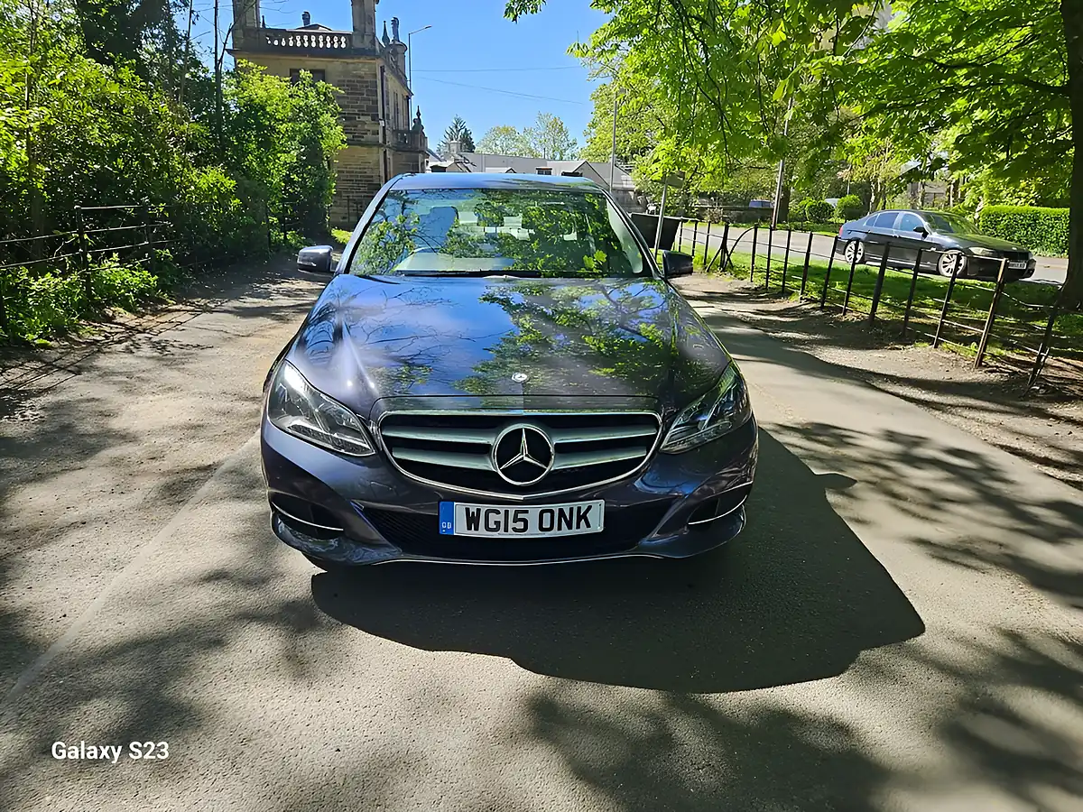 Used 2015 Mercedes-Benz E-Class Se Blue - Interior and Exterior details 9