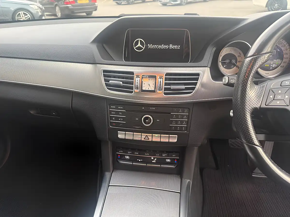Used 2015 Mercedes-Benz E Class Se Blue - Interior and Exterior details 11