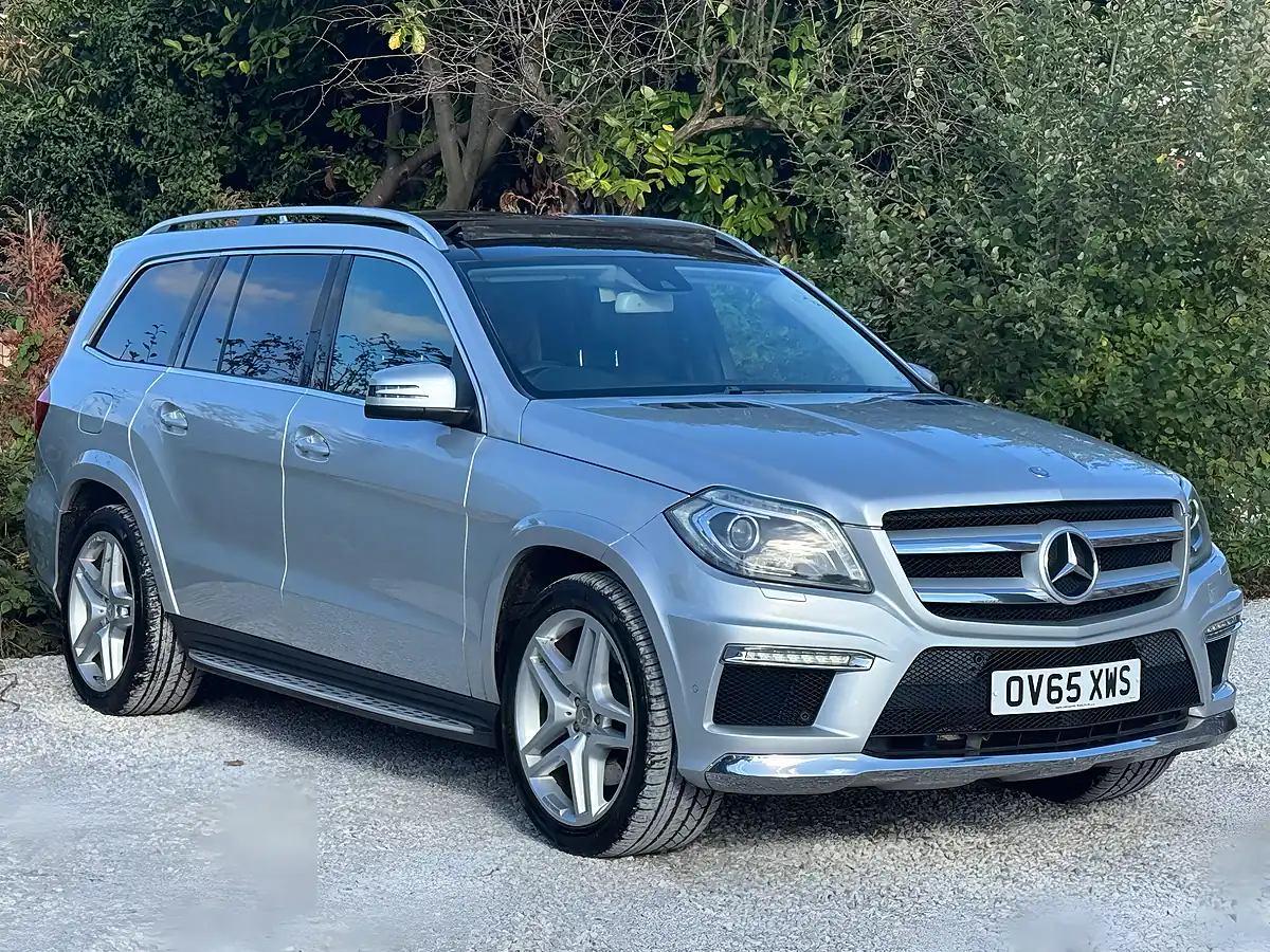 Used 2015 Mercedes-Benz Gl Class AMG Sport Silver - Interior and Exterior details 2