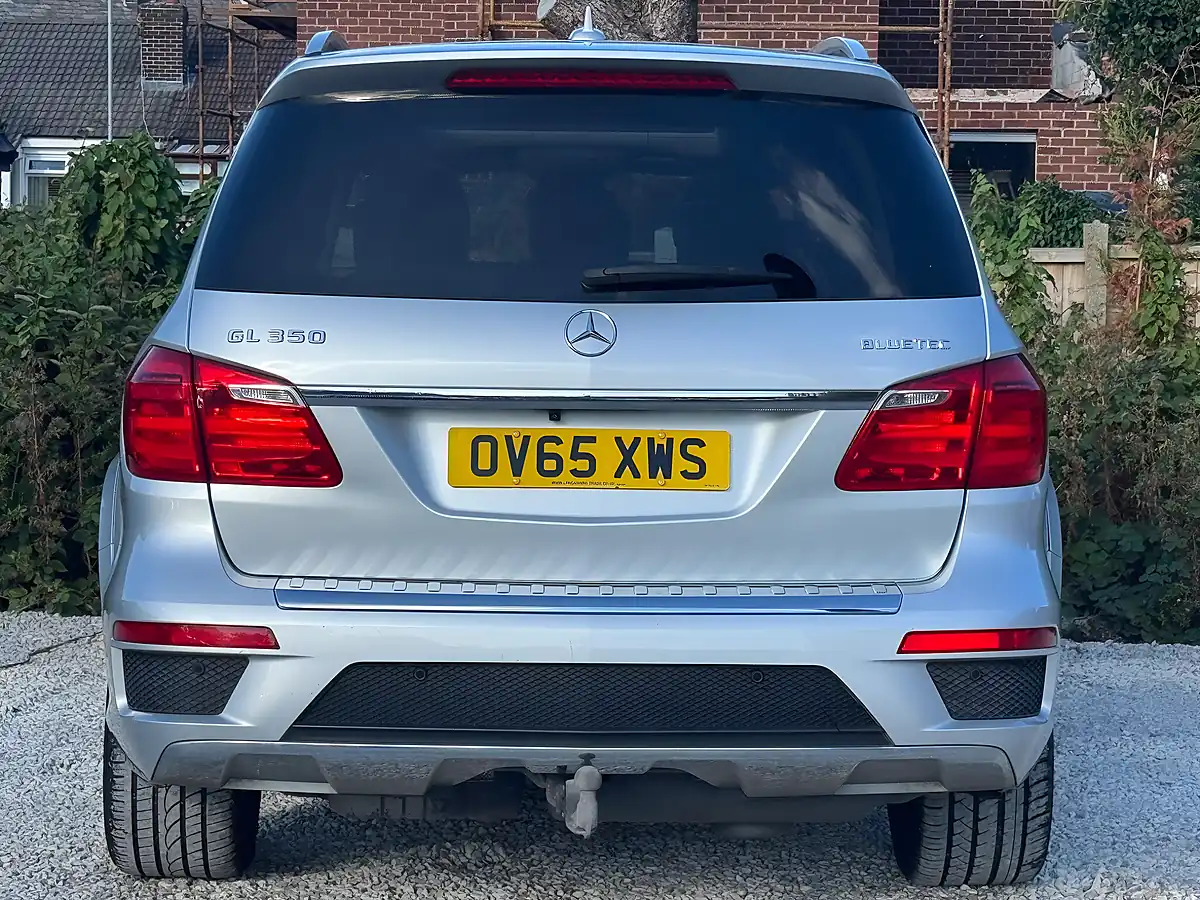 Used 2015 Mercedes-Benz Gl Class AMG Sport Silver - Interior and Exterior details 6