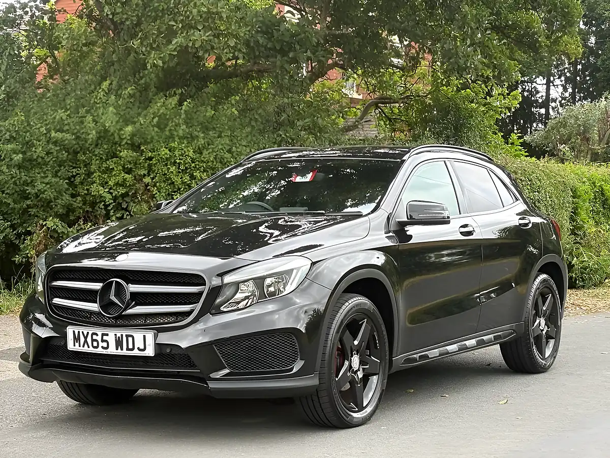 Used 2015 Mercedes-Benz Gla AMG Line Black - Front View