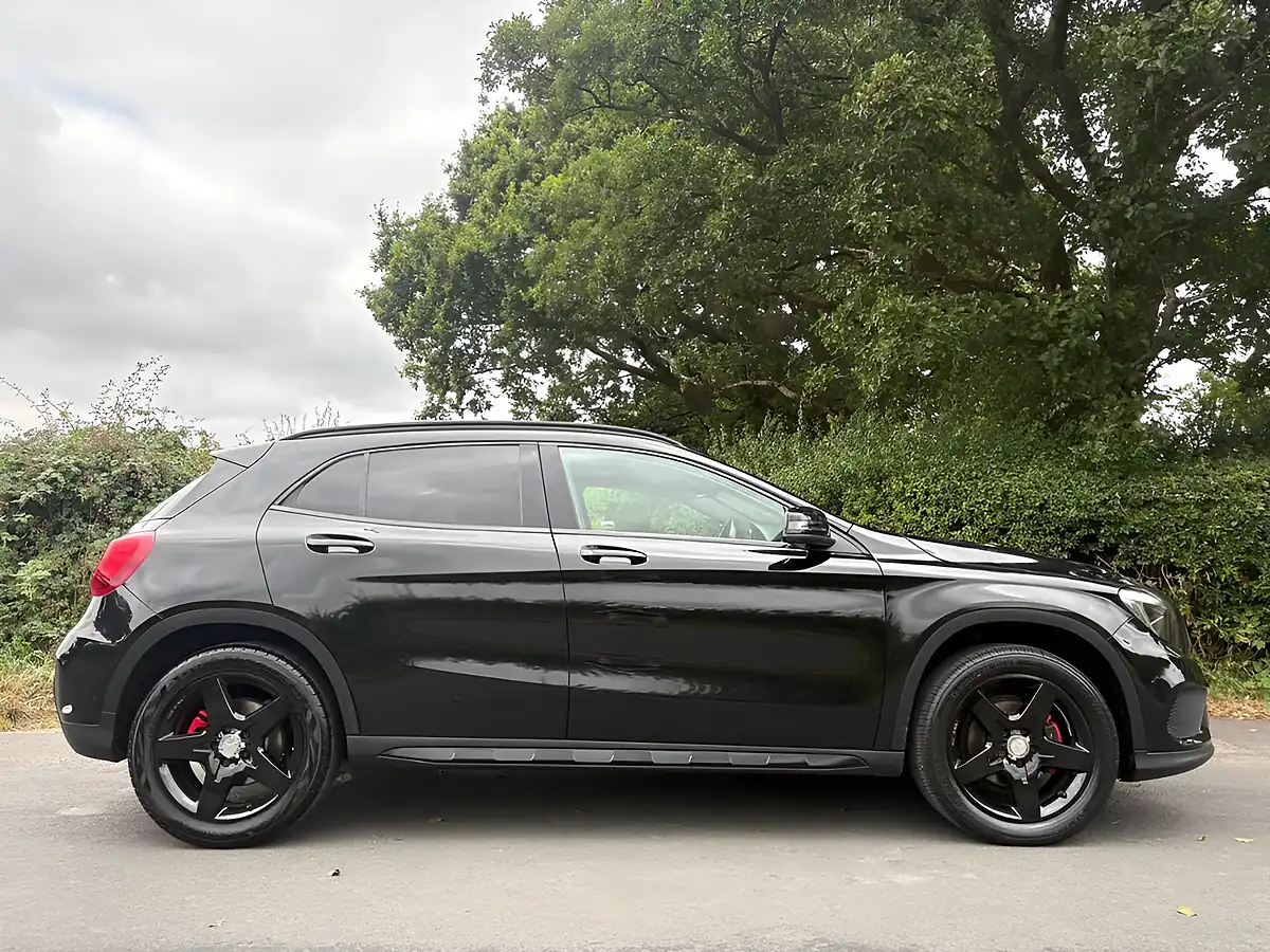 Used 2015 Mercedes-Benz Gla AMG Line Black - Interior and Exterior details 5