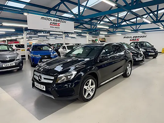 2015 Mercedes-Benz GLA GLA200d AMG Line