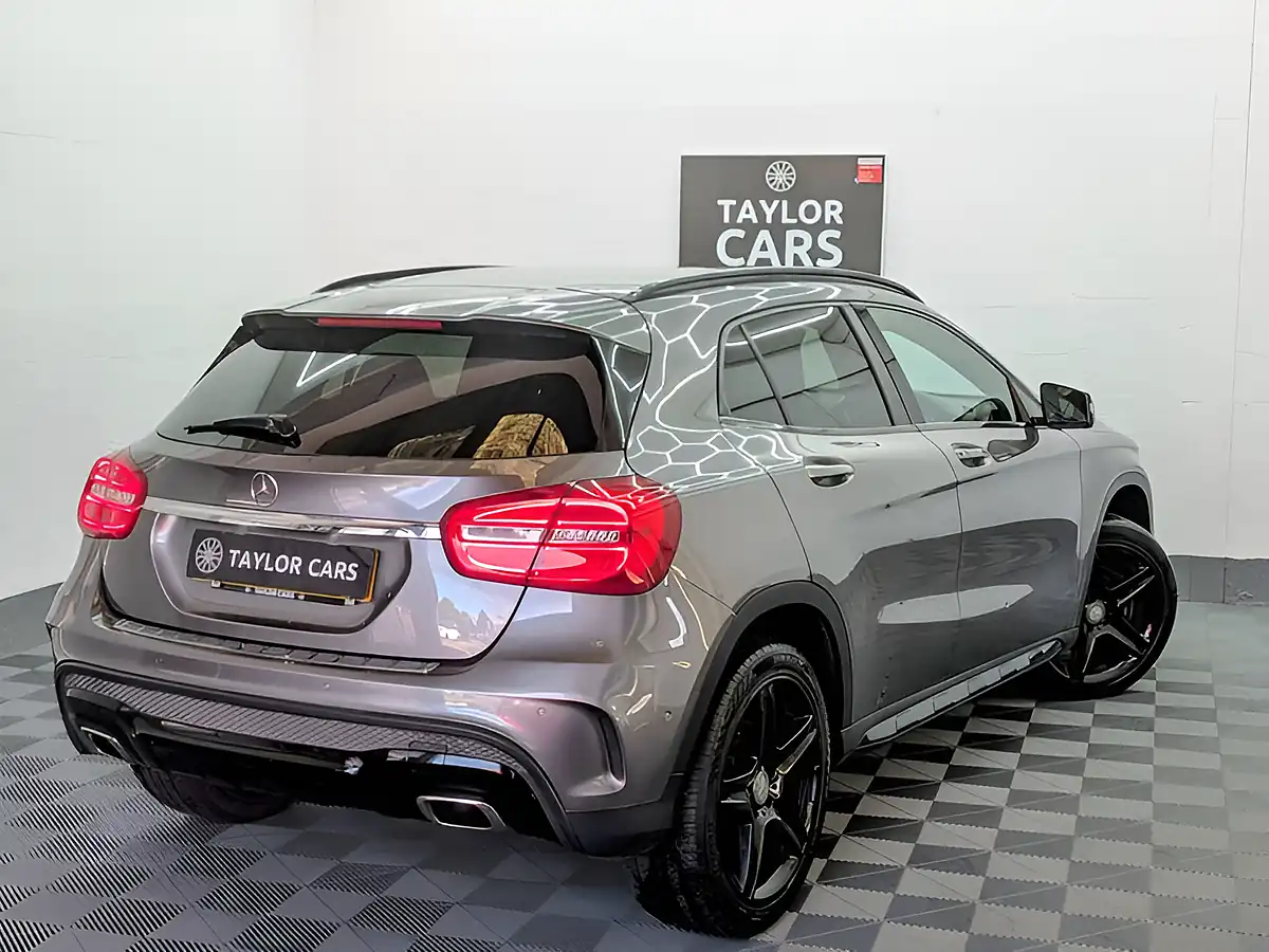 Used 2015 Mercedes-Benz Gla AMG Line Grey - Interior and Exterior details 5