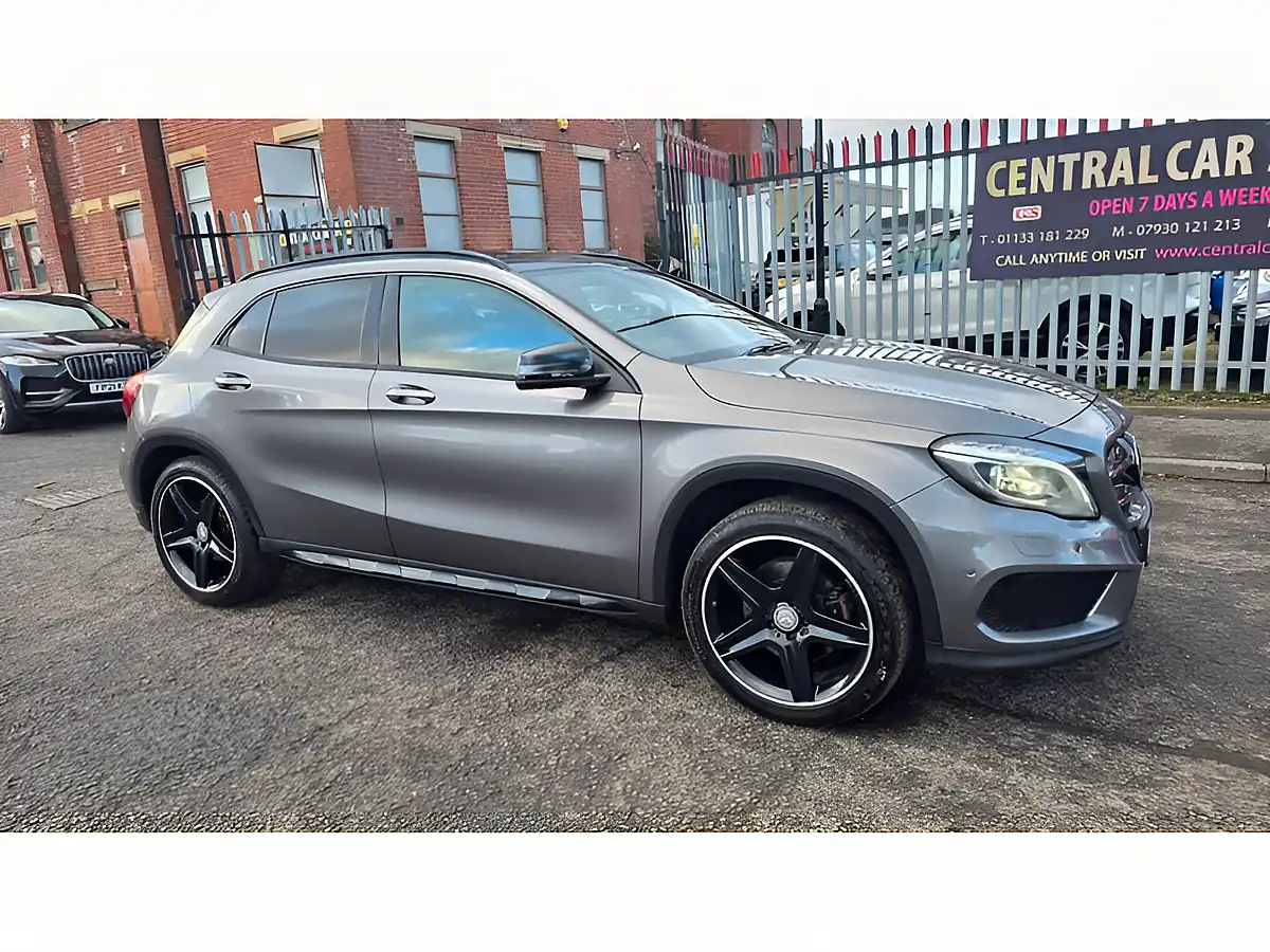 Used 2015 Mercedes-Benz Gla AMG Line Grey - Interior and Exterior details 11