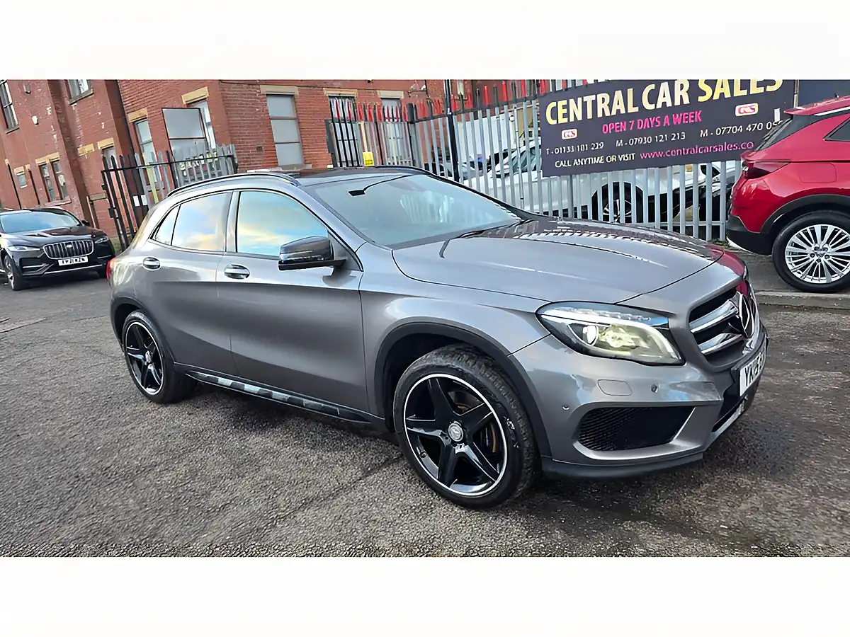 Used 2015 Mercedes-Benz Gla AMG Line Grey - Interior and Exterior details 5