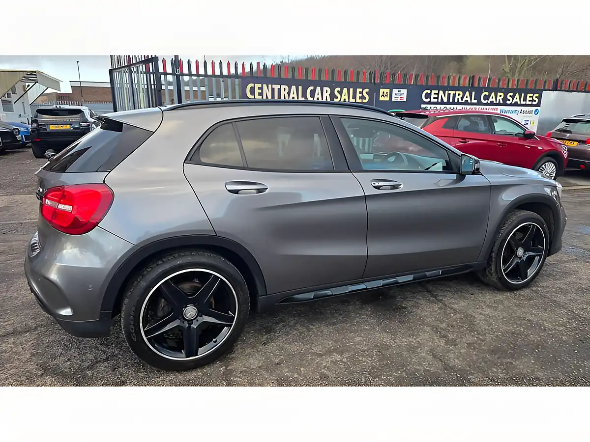 Used 2015 Mercedes-Benz Gla AMG Line Grey - Interior and Exterior details 9