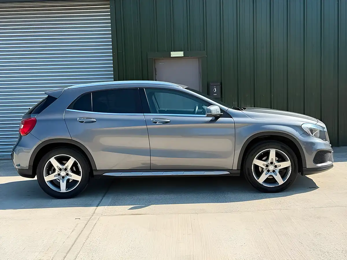 Used 2015 Mercedes-Benz Gla AMG Line Grey - Interior and Exterior details 7