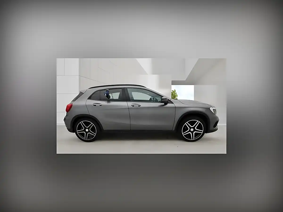 Used 2015 Mercedes-Benz Gla AMG Line Grey - Interior and Exterior details 3