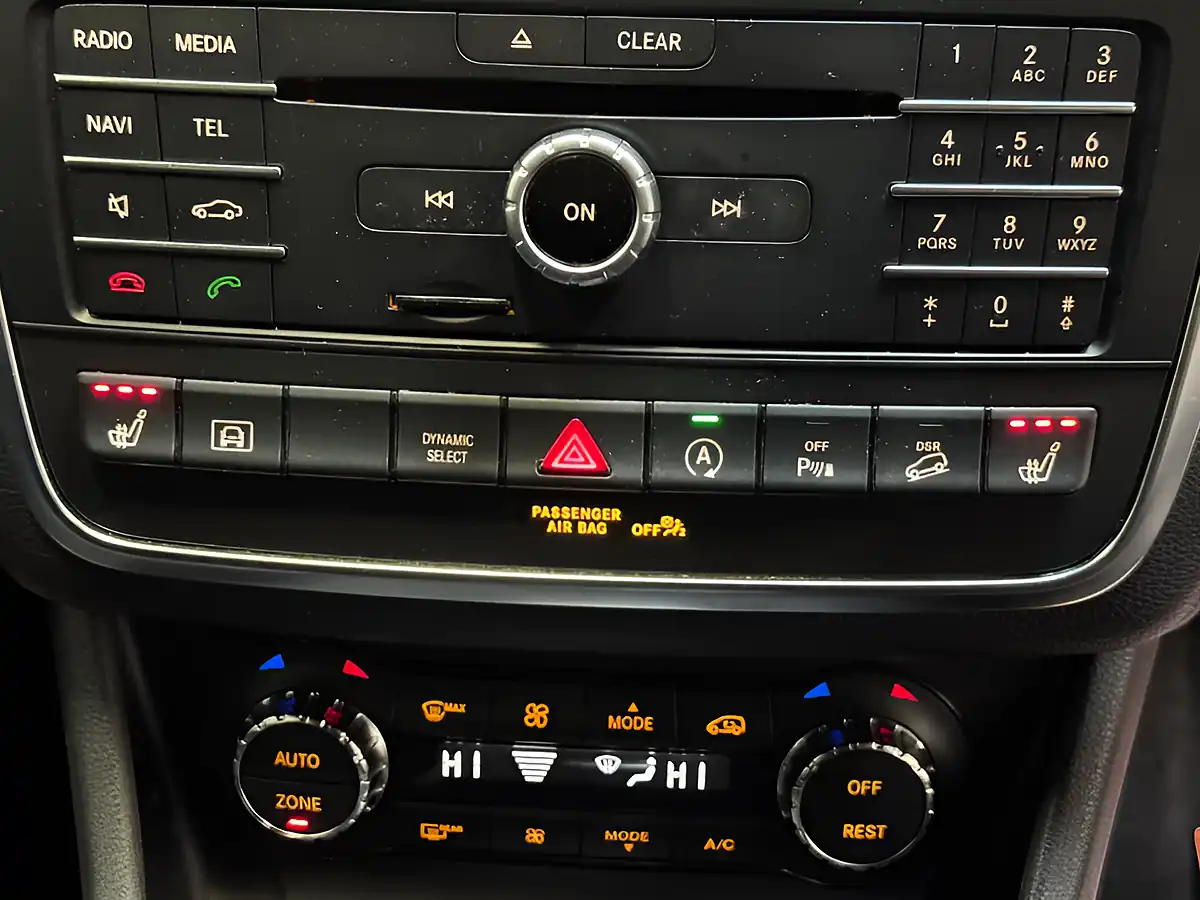 Used 2015 Mercedes-Benz Gla AMG Line (premium) Cosmos Black Metallic - Interior and Exterior details 15