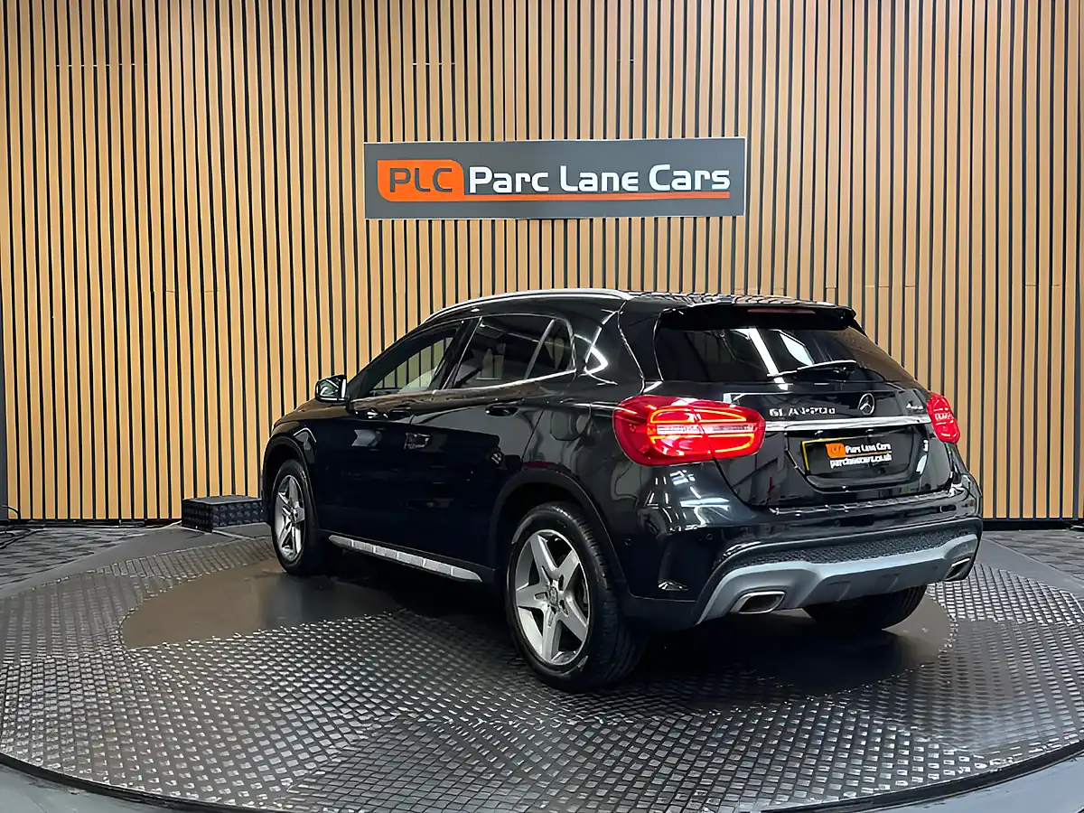 Used 2015 Mercedes-Benz Gla AMG Line (premium) Cosmos Black Metallic - Interior and Exterior details 5